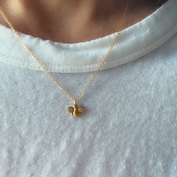 14k Gold Vermeil Dainty Bumble Bee Necklace - Picture 8 of 13